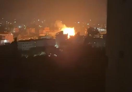 צה"ל תקף בצור לראשונה מאז הפסקת האש; דיווחים על פצועים ונהירה המונית